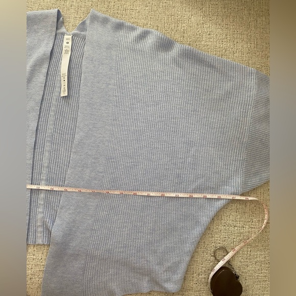 Lululemon Boxy Cashlu Knit Wrap - Picture 8 of 11